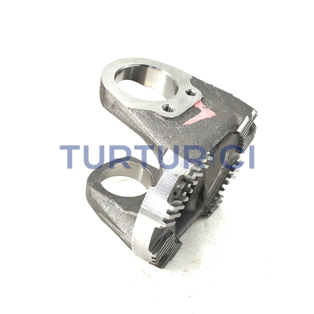 BRIDA CARDAN SPICER SERIE SPL140 4 AGUJEROS - MB / VOLVO